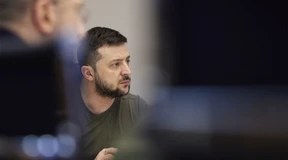 Merkel soll laut Selenskyj Gräueltaten mit eigenen Augen sehen