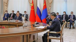 Xi gibt vor Putin den Staatsmann