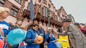 Volkstheater gegen Gaslobby und Mainova