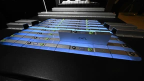 Chinas Batterieriese buhlt um Partner in Europa