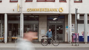 Commerzbank muss Steuerbescheinigungen „zügig“ verschicken