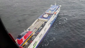 Dramatische Rettungsaktion nach Brand auf Fähre beendet