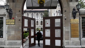 Ehre sei allen Göttern in der Höhe