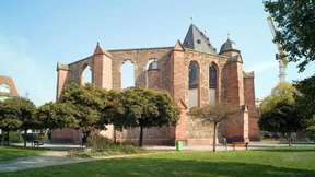 Grün, etwas Kunst und deutlich weniger Parkplätze