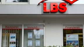 Kündigungsklausel in LBS-Bausparverträgen ist unzulässig