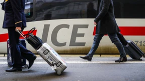 Bahn verdoppelt Sonderzüge zu Weihnachten