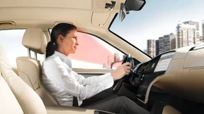 Schau mir in die Augen, Auto