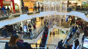 Bundesregierung hebt Wachstumsprognose an