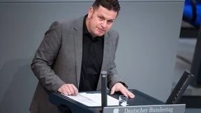 Ein Beamter flüchtet aus der AfD