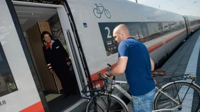 Fahrradstellplatz im ICE finden