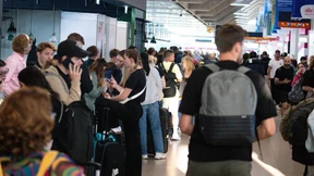 Klimaproteste an mehreren Flughäfen