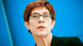 CDU-Chefin fordert Kurswechsel der SPD