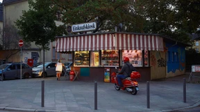 Zwischen Trinkhalle und Bürotürmen