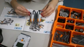 Mädchen für Maschinen