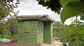 Gartenhütte wird für 50.000 Euro restauriert