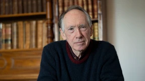 Wäre Britannien nur noch ein Archipel: Ein Gespräch über den Roman „Was wir wissen können“