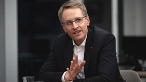 „Ein Handyverbot an Schulen reicht auf keinen Fall“