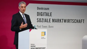 Ludwig Erhard und die Roboter