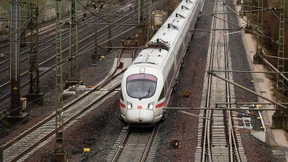 Bahn-Tickets um 16 Prozent billiger