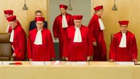 Wer herrscht über das Grundgesetz?