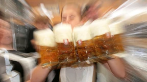 Wiesn-Bedienung gibt Einblicke in Knochenjob