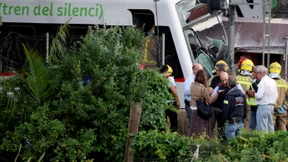 Ein Toter und mehr als 80 Verletzte bei Zugunglück nahe Barcelona