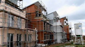 Jetzt noch schnell ins Eigenheim!