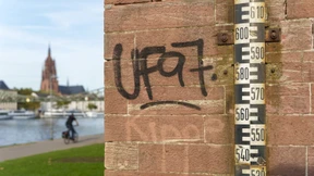 Anhaltender Regen vergrößert Hochwassergefahr