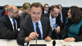 Oppermann hält große Koalition für möglich - wenn Merkel geht