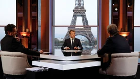 Sie stellen ihm keine Fragen, sondern Fallen