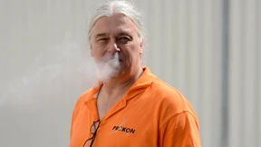 „Teeren und federn“ 