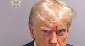 Trump stellt sich Behörden in Georgia