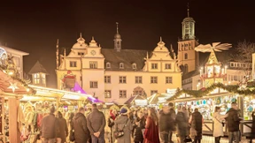 Budenzauber mit Glühweinprinzessin