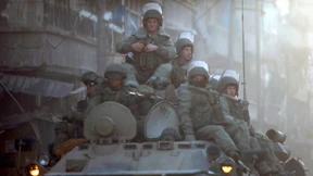 Viele Waffen, viele Söldner 