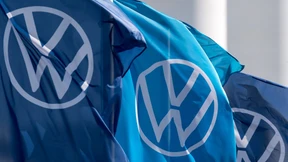 VW rutscht in die roten Zahlen