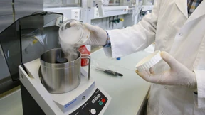 Vergewaltiger anhand von DNA der gezeugten Tochter gefasst