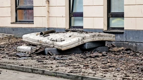 Polizei geht nach Brand in Flensburg gegen Schaulustige vor