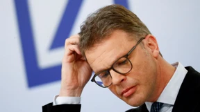 Christian Sewing muss sich kümmern