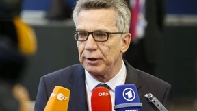 De Maizière will Zugang zu WhatsApp-Nachrichten
