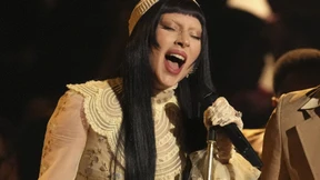 Knopfdruck-Songs in Eurodance-Soße