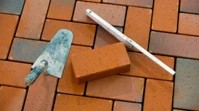 Schaffe, net schwätze