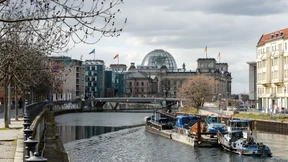 Klöckner und Nouripour wollen millionenschweres Bauprojekt stoppen