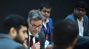 Habeck: Mache mir große Sorgen um stabilisierende Rolle der Union