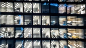 Unternehmen drehen im Büro die Heizung runter