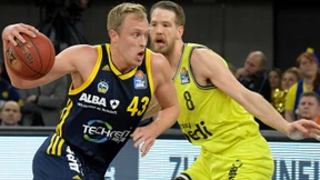 Er tanzt und er trifft