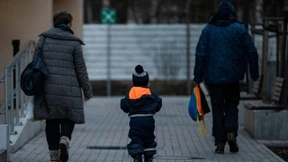 Erste Ukraine-Flüchtlinge erreichen Berlin