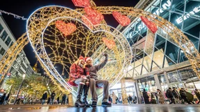 Für das Selfie mit Weihnachtsmütze