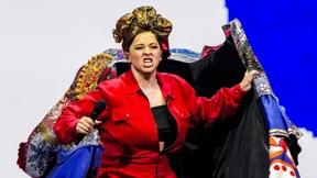 Auch Männer fühlen sich als „Russische Frau“