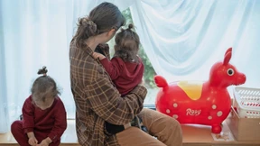 Erzieherinnen sollen einen Frankfurt-Bonus erhalten