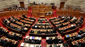 Athen beschließt weitere Sparmaßnahmen